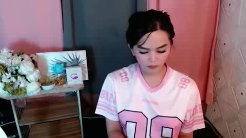 Snapshot of rosella_xx chatting on 01/16/26, 03:32 TONETH online show from 01/16/26, 03:32