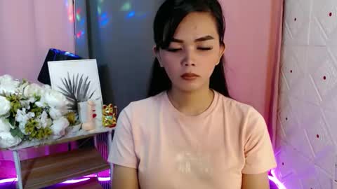 Snapshot of rosella_xx chatting on 02/23/26, 02:09 TONETH online show from 02/23/26, 02:09