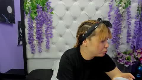 Snapshot of roselyn_arnold chatting on 09/09/25, 12:26 Julieta online show from 09/09/25, 12:26