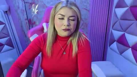 Julieta online show from 03/27/26, 07:13