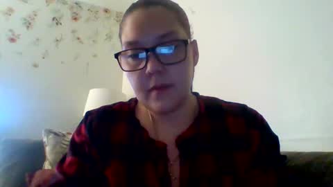 rosemariecamacho1120 online show from 04/23/26, 09:41