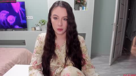 Snapshot of rosepage chatting on 12/15/24, 10:47 Julia online show from 12/15/24, 10:47