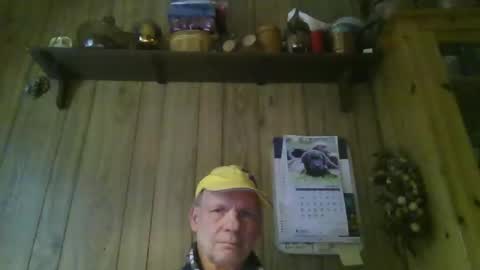 roses2u1958 online show from 04/25/26, 01:41