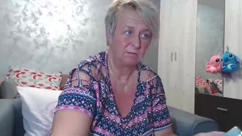 Lovepinklilly online show from 11/02/25, 05:26