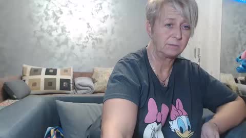 Lovepinklilly online show from 02/17/26, 06:25