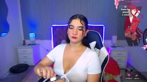 roses_liittle_ online show from 04/08/26, 05:07