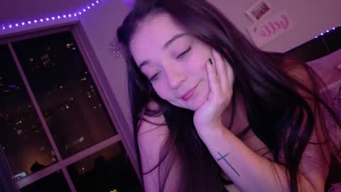 Rose Taylor online show from 12/18/24, 06:43