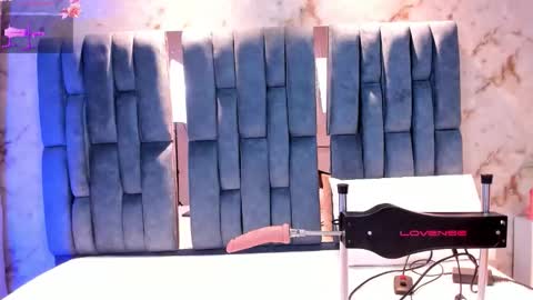 Snapshot of rosetemple chatting on 10/05/25, 05:50 Rose online show from 10/05/25, 05:50