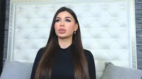 Gabriela online show from 03/25/26, 10:21