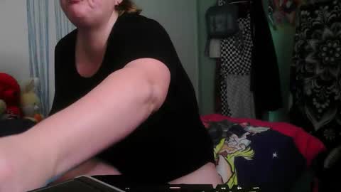 Snapshot of rosey231357695 chatting on 12/03/25, 11:36 Rosey online show from 12/03/25, 11:36