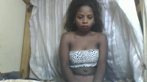 Snapshot of roseyaa chatting on 09/20/25, 02:34 Roseyaa online show from 09/20/25, 02:34