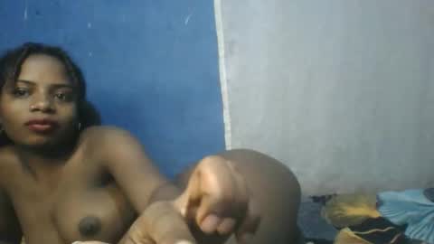 Snapshot of roseyaa chatting on 09/27/25, 04:56 Roseyaa online show from 09/27/25, 04:56
