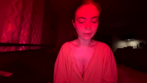 roseyla1 online show from 07/27/26, 07:37