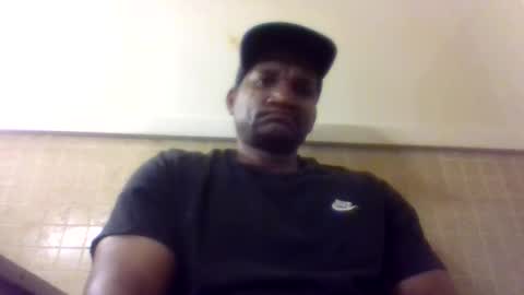 Snapshot of roshun69 chatting on 05/06/26, 06:41 Roshun Haynes online show from 05/06/26, 06:41