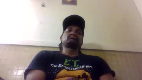 Snapshot of roshun69 chatting on 06/06/26, 07:35 Roshun Haynes online show from 06/06/26, 07:35