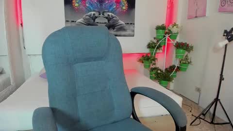 rosi_cooper online show from 10/17/25, 11:13