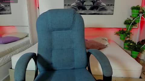 rosi_cooper online show from 10/21/25, 11:11