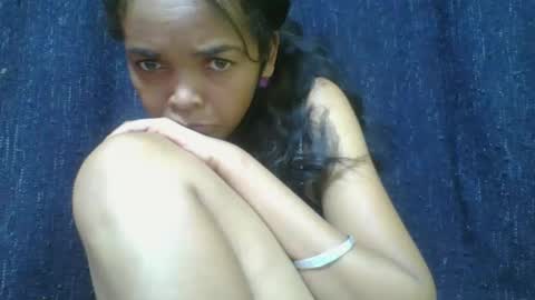 Snapshot of rosia685234 chatting on 02/19/25, 12:11 rosia685234 online show from 02/19/25, 12:11