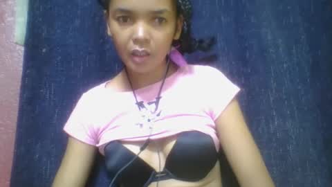 Snapshot of rosia685234 chatting on 02/20/25, 04:03 rosia685234 online show from 02/20/25, 04:03