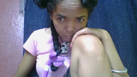 Snapshot of rosia685234 chatting on 02/26/25, 03:42 rosia685234 online show from 02/26/25, 03:42