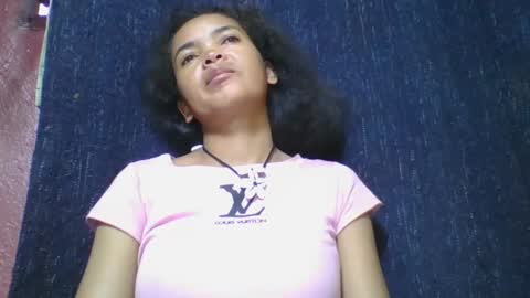 Snapshot of rosia685234 chatting on 03/04/25, 04:06 rosia685234 online show from 03/04/25, 04:06