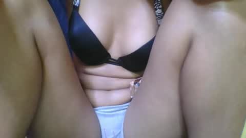 rosia685234 online show from 10/29/25, 07:32