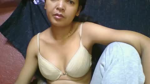 rosia685234 online show from 12/03/25, 05:04