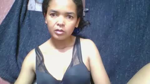 rosia685234 online show from 03/29/26, 02:22