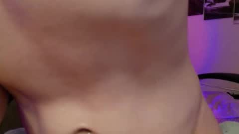 Snapshot of rosieplay chatting on 11/02/25, 09:28 RosieFem online show from 11/02/25, 09:28