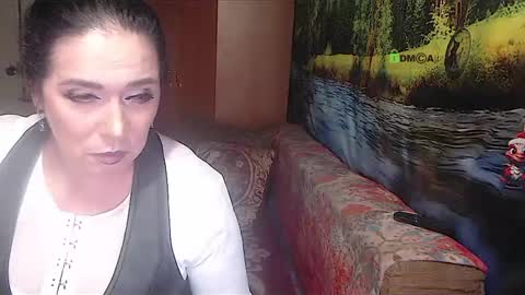 Snapshot of rositasky chatting on 09/10/25, 11:05 RositaSky online show from 09/10/25, 11:05