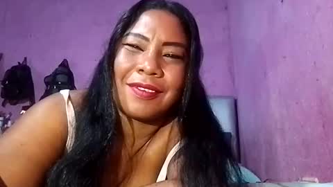 Snapshot of rosmerynava chatting on 01/14/25, 04:04 rosmerynavarro online show from 01/14/25, 04:04