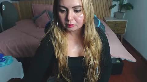 Snapshot of rosse_meyer chatting on 09/26/25, 07:51 MY NAME IS ROSSE online show from 09/26/25, 07:51