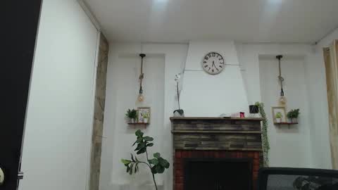 Snapshot of rosse_meyer chatting on 10/17/25, 06:32 MY NAME IS ROSSE online show from 10/17/25, 06:32