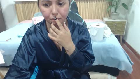 Snapshot of rosse_meyer chatting on 10/23/25, 06:39 MY NAME IS ROSSE online show from 10/23/25, 06:39