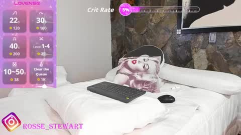 Snapshot of rosse_stewart chatting on 05/12/26, 07:44 Rosse online show from 05/12/26, 07:44