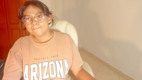 rosse_taylorx1 online show from 01/14/26, 11:49