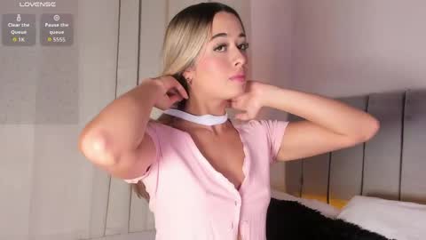 Rosse Daw Independent model  online show from 04/21/26, 07:17