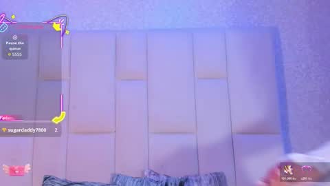 Snapshot of rosselfinoll chatting on 11/11/25, 12:49 Rossel online show from 11/11/25, 12:49