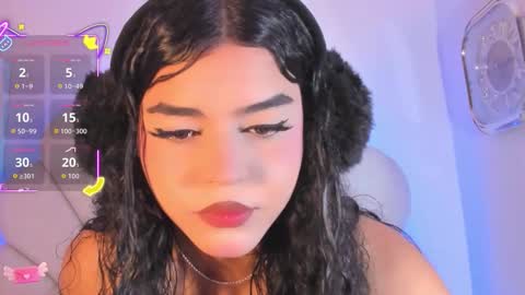 Snapshot of rosselfinoll chatting on 11/16/25, 01:06 Rossel online show from 11/16/25, 01:06