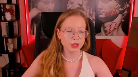 rosselovve online show from 03/18/26, 07:22