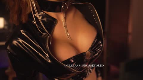 Snapshot of rosseyquiin chatting on 02/09/26, 12:58 Rossey online show from 02/09/26, 12:58