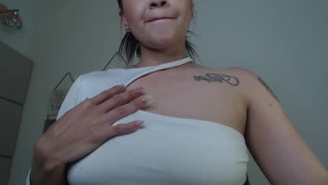 Snapshot of rossi_baker chatting on 09/19/25, 04:40 Rossi online show from 09/19/25, 04:40