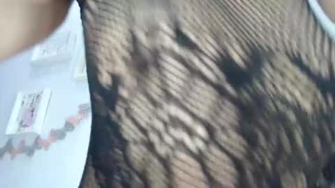 Snapshot of rossi_baker chatting on 11/13/25, 06:12 Rossi online show from 11/13/25, 06:12