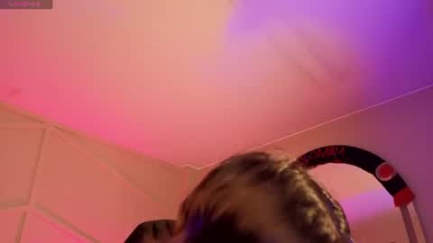 rossiie_hunt_ online show from 06/18/26, 12:09