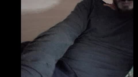 Snapshot of rossini90 chatting on 11/11/25, 08:53 rossini90 online show from 11/11/25, 08:53