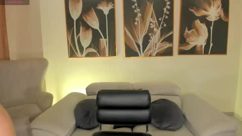 Rossie Rivers online show from 03/23/26, 07:40