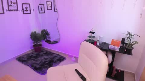 Im Ross   online show from 01/30/25, 06:54