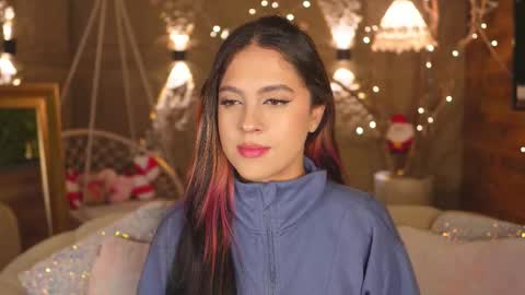 Snapshot of rossy_adams chatting on 12/03/25, 01:46 Rossy online show from 12/03/25, 01:46