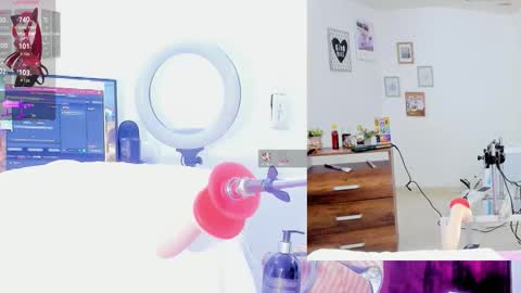 Snapshot of rosy_emely_ chatting on 10/25/25, 09:28 rosy_emely_ online show from 10/25/25, 09:28