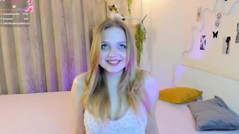 Snapshot of rosy_sigh chatting on 05/28/26, 09:12 Im Luna online show from 05/28/26, 09:12